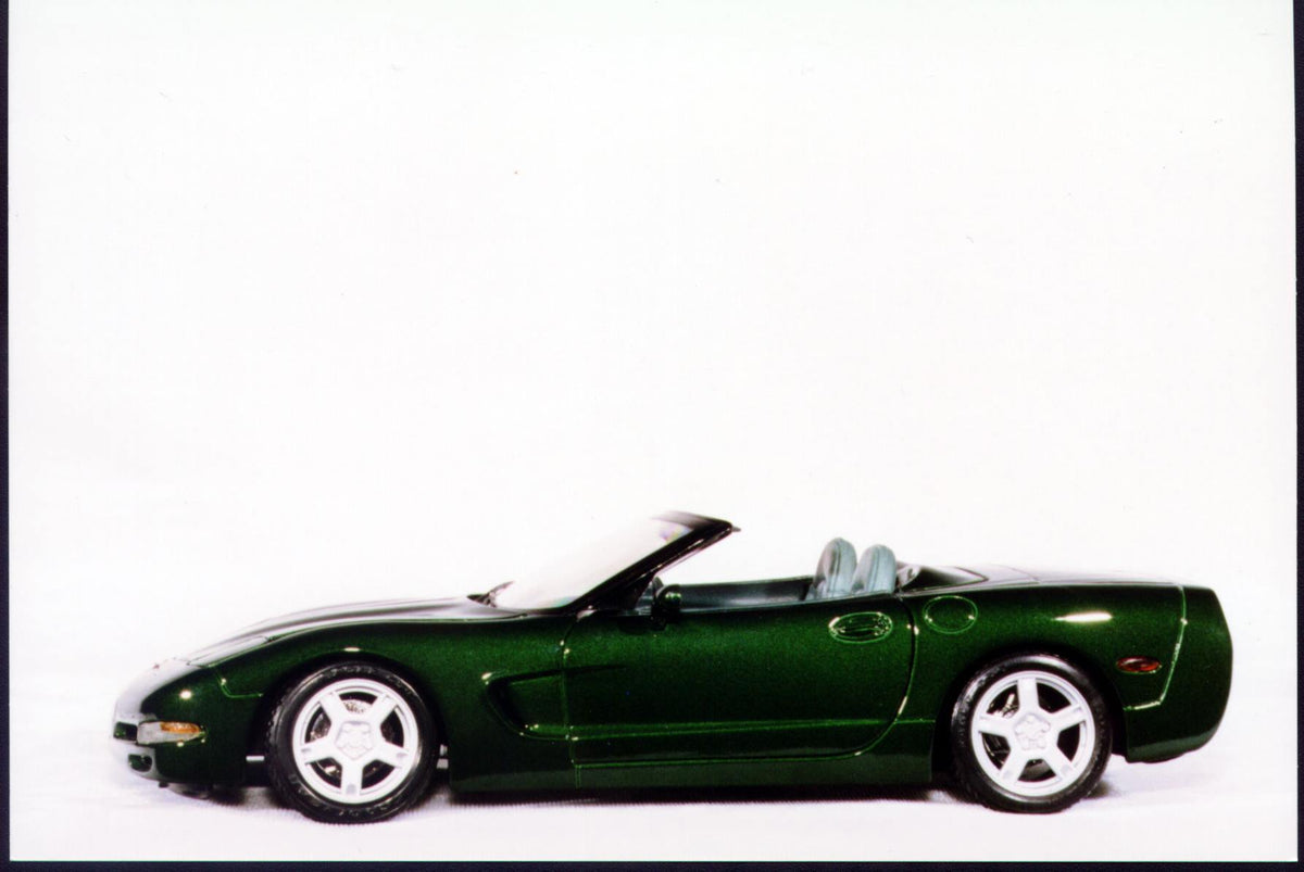 1:18 Bburago Chevy Corvette Convertible '97 – Cameron's Model Cars