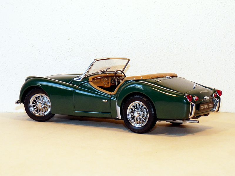 1:18 Kyosho Triumph TR3A '57-'62 – Cameron's Model Cars