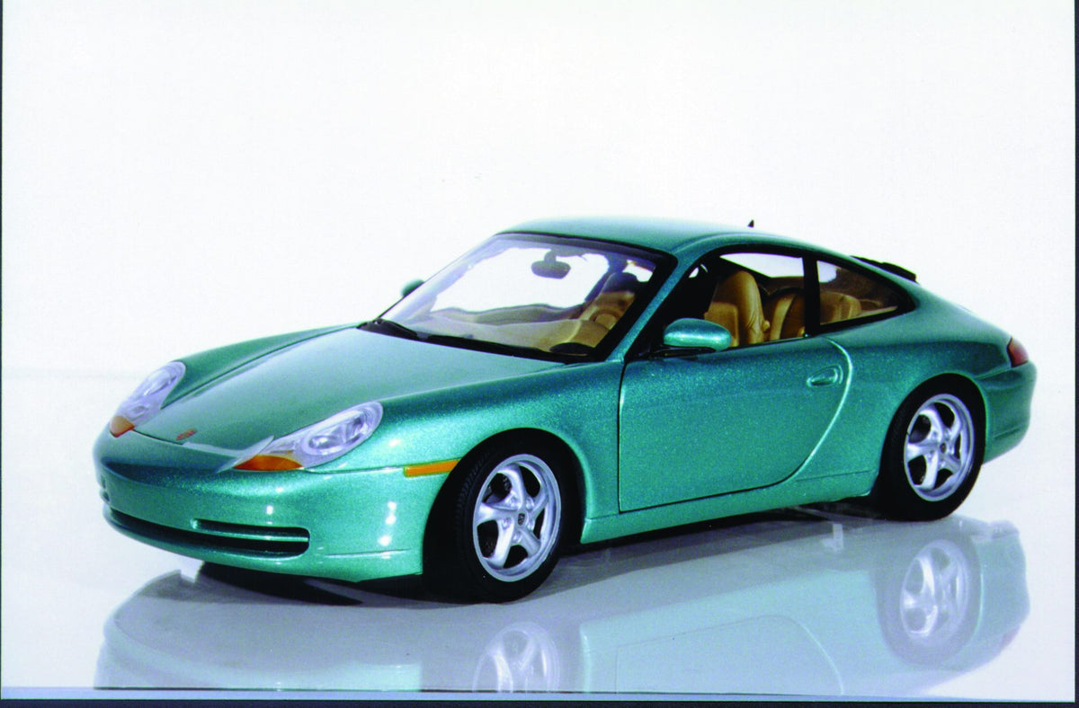 1:18 UT Models Porsche 911 996 Coupe – Cameron's Model Cars