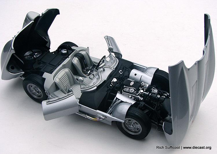 1:18 AUTOart Chevy Corvette ('59) Sting Ray Racer Concept