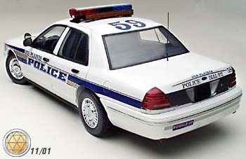 ミニカー】オートアート 1/18 FORD CROWN VICTORIA POLICE NYPD