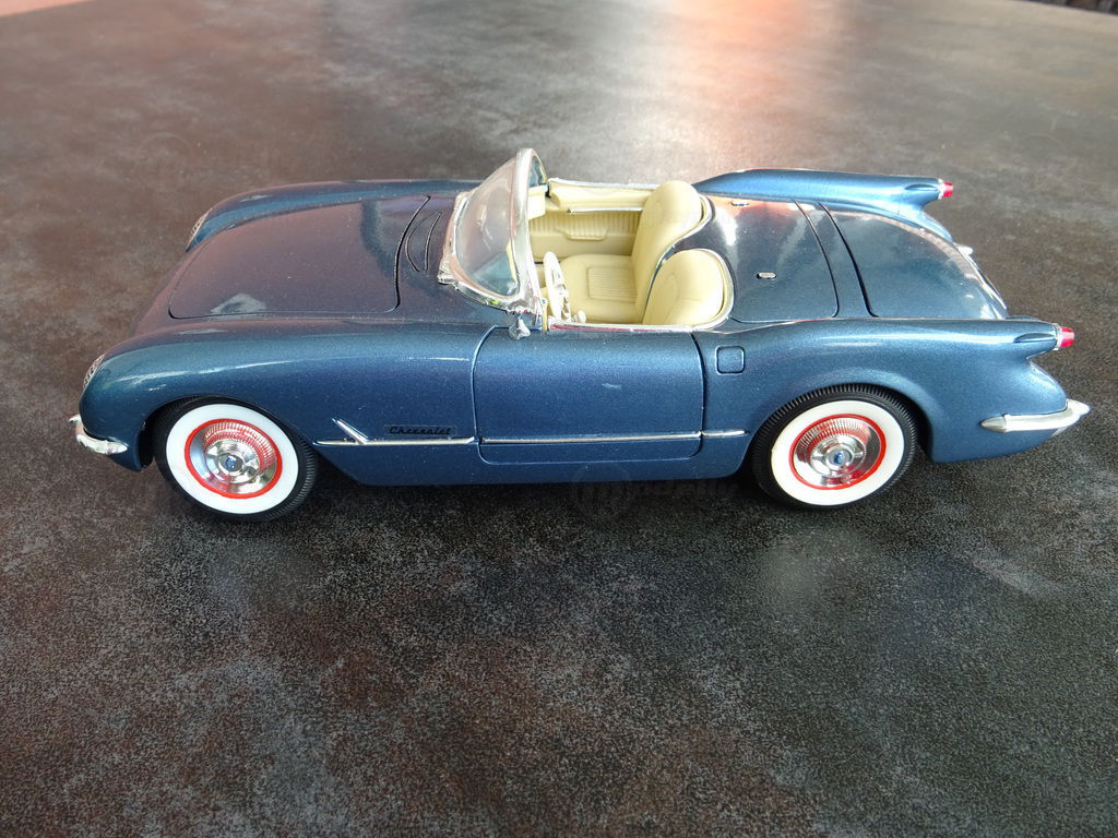 Chevrolet Corvette Cabriolet 1954 – MIRA 1/18 N°6281 – Miniature Métal Collection