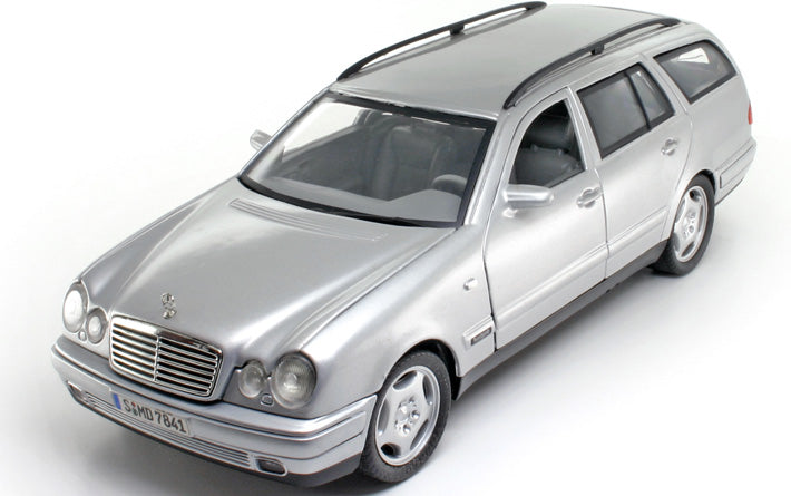 アンソン 1/18 メルセデスベンツ Eクラス ステーション ワゴン E420 ミニカー  ダイキャスト(乗用車)｜売買されたオークション情報、yahooの商品情報をアーカイブ公開 - オークファン 自動車