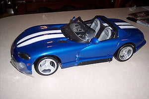 Miniature DODGE VIPER RT-10 cabriolet rouge 1/12 CHRYSLER ANSON Miniature DODGE VIPER RT-10 cabriolet rouge 1/12 CHRYSLER ANSON