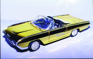 1:18 Anson Ford Thunderbird '63 Convertible 24k Gold Plated