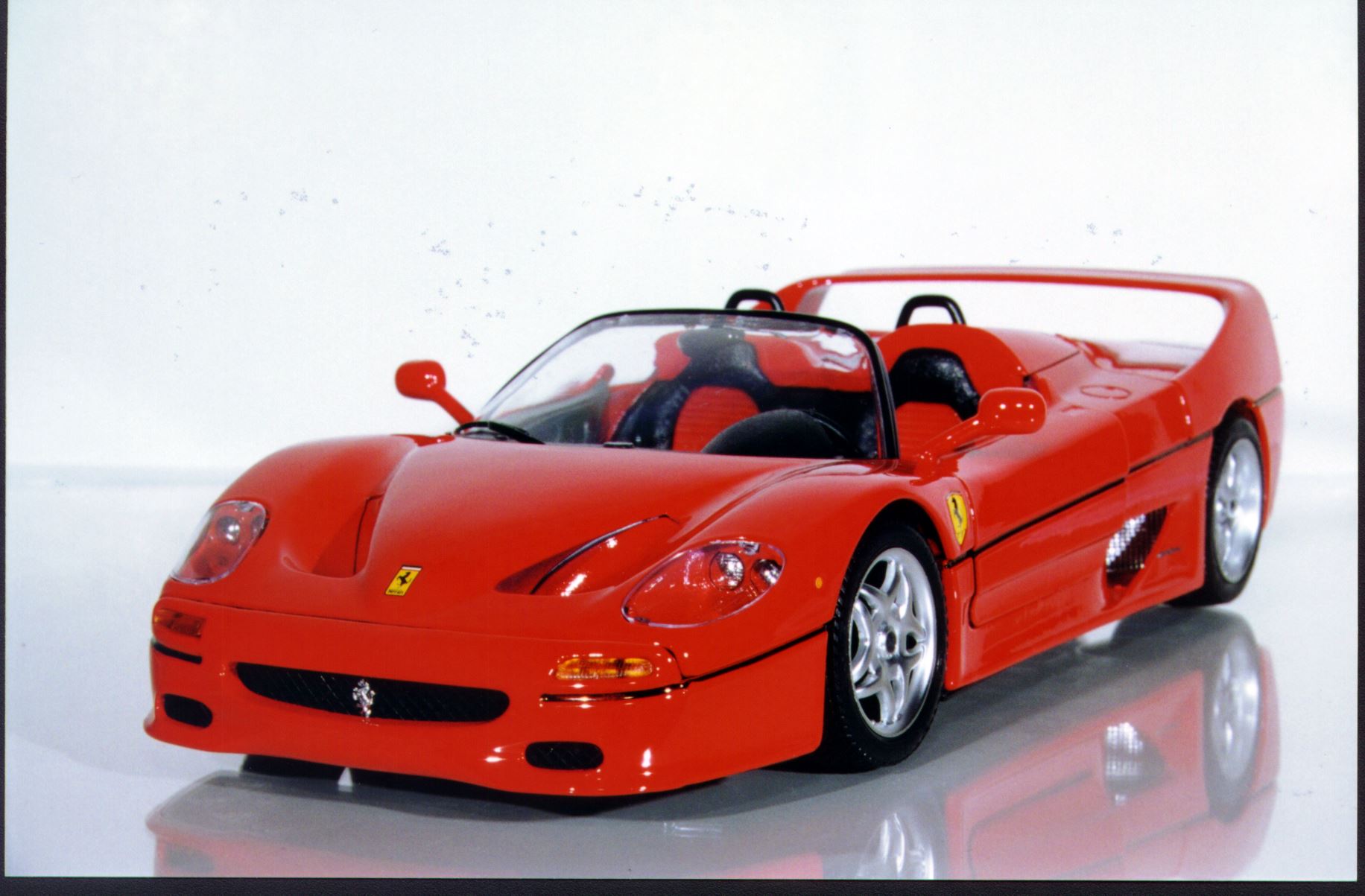 Bburago Ferrari F50 1/18 ミニカー 1/18 BBurago Ferrari F50 (Red) Diecast Car Model