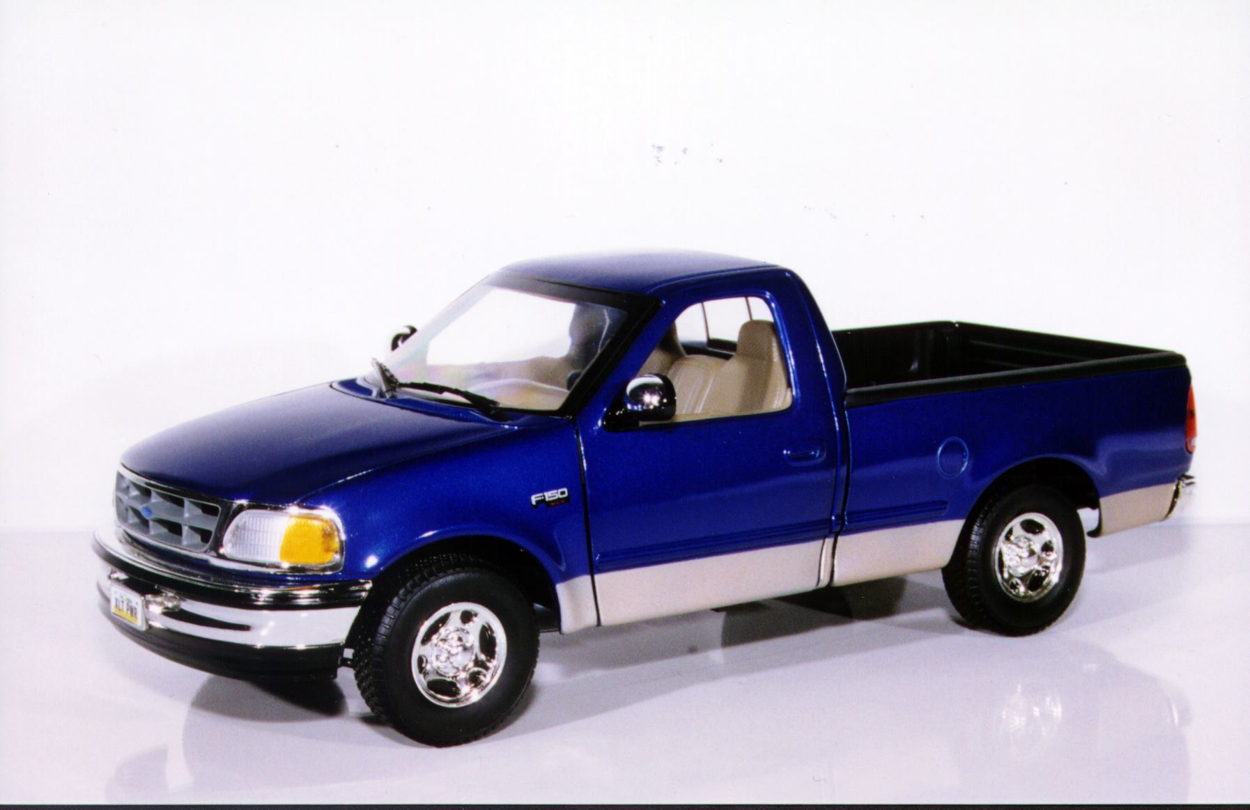 Ertlアーテル/'97 Fordフォード F150 XLT 1/18 絶版 Ford - Ertlアーテル/'97 Fordフォード F150 XLT 1/18 絶版の