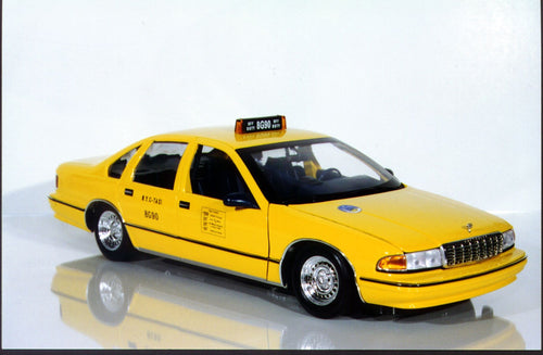 1:18 UT Models Chevy Caprice NYC New York City Taxi
