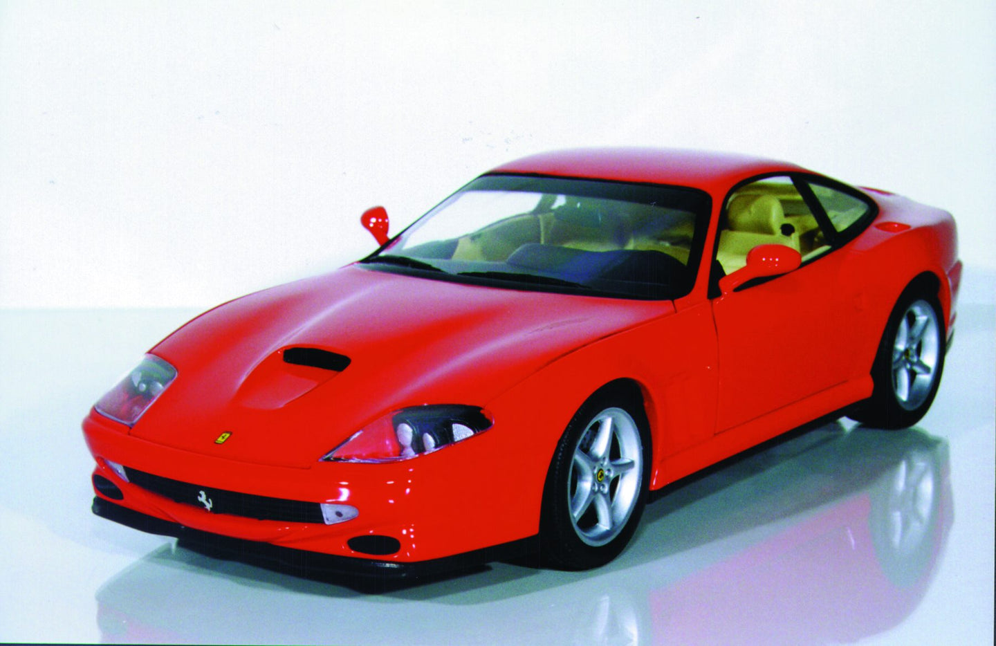 1:18 UT Models Ferrari 550 Maranello
