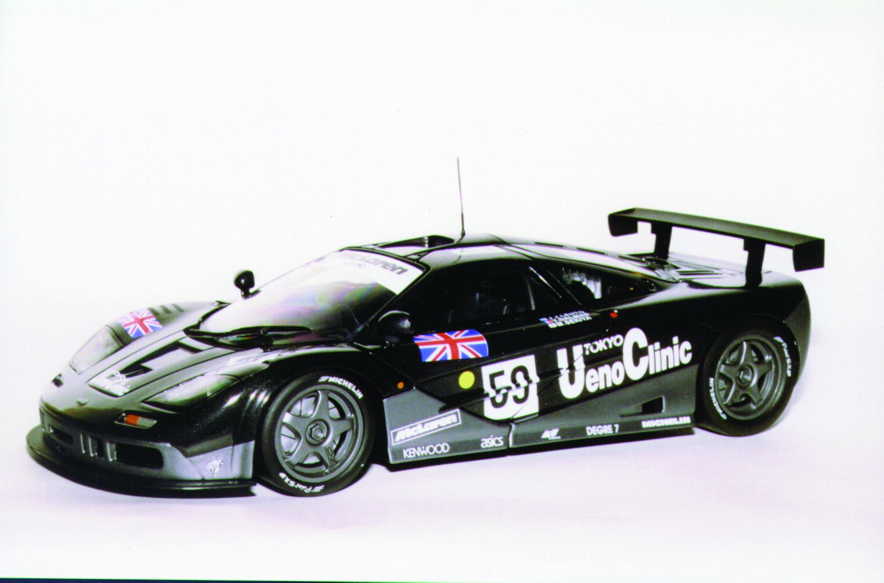 1:18 UT Models McLaren F1 GTR '95 #59 Lehto 'Ueno Clinic