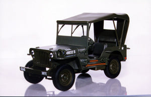 1:18 UT Models Willy's Jeep w/ Canvas Top