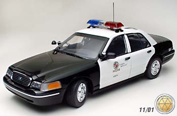 1/18 Autoart Ford Crown Victoria 72705 Québec, Canada