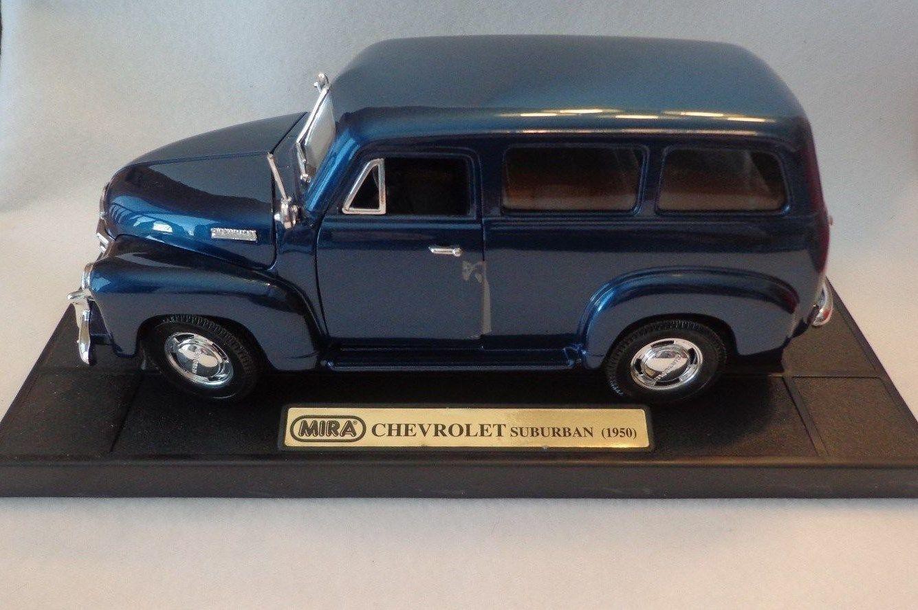 【全品送料無料】 Carryall Chevy Mira 1:18 Suburban Cars Model Cameron's – '50 ミニカー