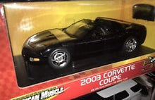 1:18 Ertl Chevy Corvette '03 Coupe 50th Anniversary Edition